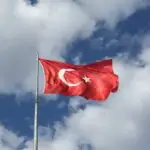 Турција го потврди правото на одговор откако НАТО пресретна иранска балистичка муниција