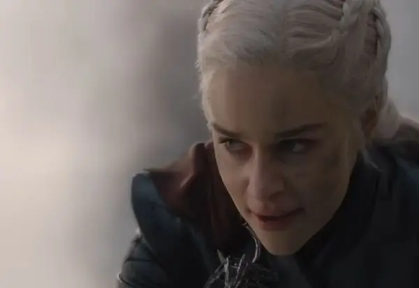 Се планира да се сними филм „Игра на троновите“