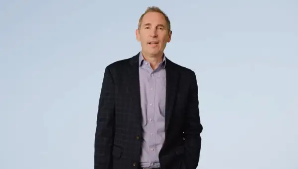 Извршниот директор на „Амазон“ открива три особини што вработените мора да ги покажат за да ја здобијат неговата доверба