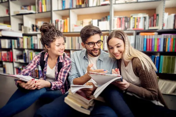 Опасно интелигентните луѓе секогаш ги прават овие 11 работи без вие дури и да забележите