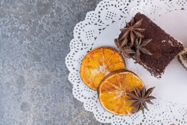 Посно и слатко – јафа колач со овошна основа