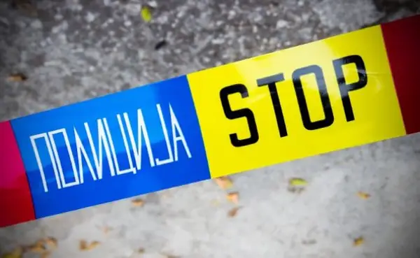 Скопјанец пукал со пиштол кон сопругата и се заканувал на ќерките, а едната ја истепал – полицијата го приведе!