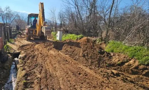 Почна реконструкцијата на улици во Братиндол