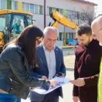 Почна изградбата на спортска сала во дворот на училиштето „Стив Наумов“