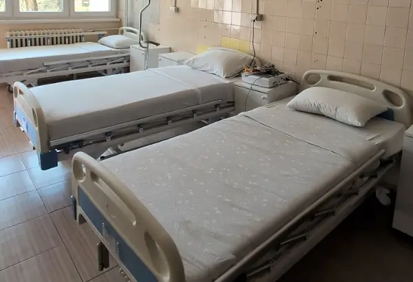 Зегин и Фондацијата д-р Верица Механџиска донираа 14 болнички кревети на болницата во Штип