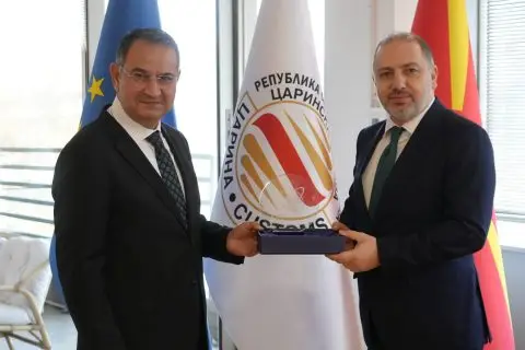 Царинската управа ја продлабочува соработката со СЕЛЕК во борбата против организираниот криминал