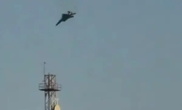 Снимен е моментот кога кувајтски ловец соборува американски воен авион (ВИДЕО)