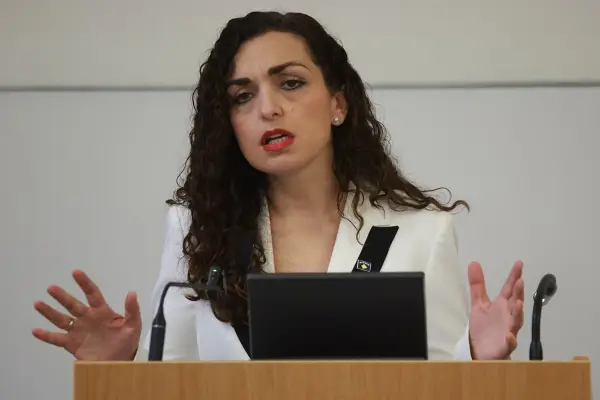 Османи го распушти косовскиот парламент и распиша нови избори