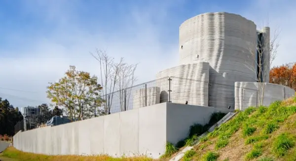 Јапонците направија двокатна куќа со 3Д-печатач која е отпорна на земјотреси