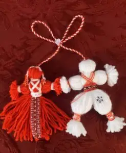 Изложба во МКЦ на мартинки како традиција што трае