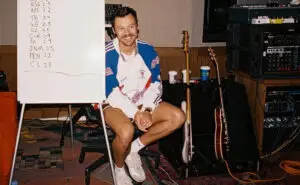 Хари Стајлс објави нов албум по четири години, „Kiss All the Time. Disco, Occasionally“ е достапен на сите платформи