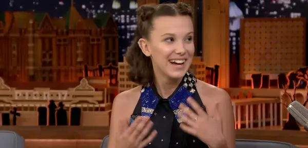 Sвездата од „Стрејнџер Тингс“ откри што не и дозволувал познатиот глумец Кавил во текот на снимањето