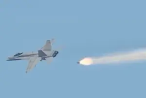 ИДФ: Повеќе од 80 авиони го нападнаа Иран, цел беа подземна фабрика за ракети и универзитет на ИРГК