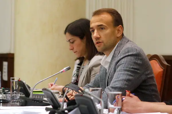 СТОЈАНОСКИ: Отворени 18.000 нови работни места во последните шест квартали, бројот на вработени порасна од 691.000 на над 709.000