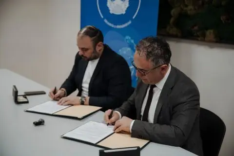 Алиу: Со Град Скопје потпишавме договор за закуп за изградба на катни гаражи во комплексот клиники