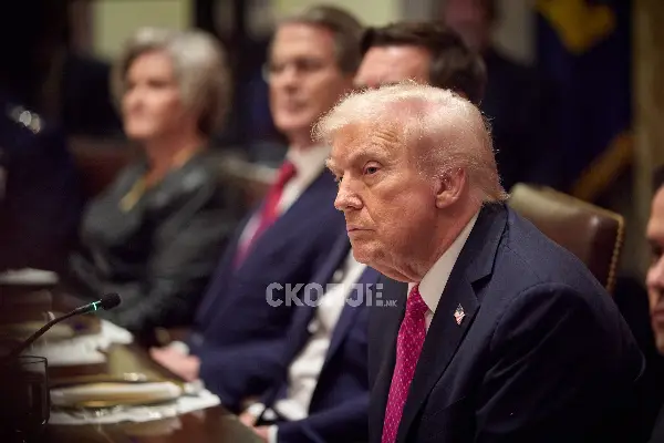 Трамп: Иран е принуден да попушти под притисокот на американските и израелските напади