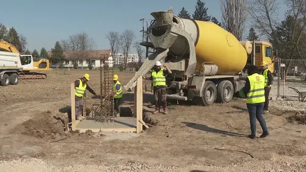 ПОЧНА ИЗГРАДБАТА НА НОВИОТ КАМПУС НА УНИВЕРЗИТЕТОТ „МАЈКА ТЕРЕЗА“ Владата обезбеди 42 милиони евра за проектот