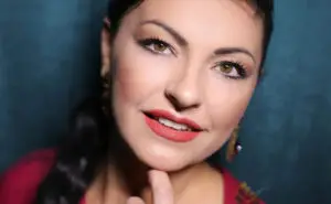 „Имам страв, затоа е постојано со мене“: Кате од „Нели ти реков“ се отвори за сопругот