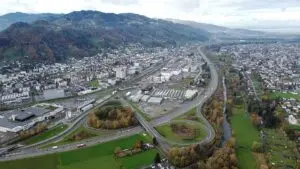 ФОТО | Најголемиот приватен бункер во Швајцарија може да собере повеќе од 500 луѓе