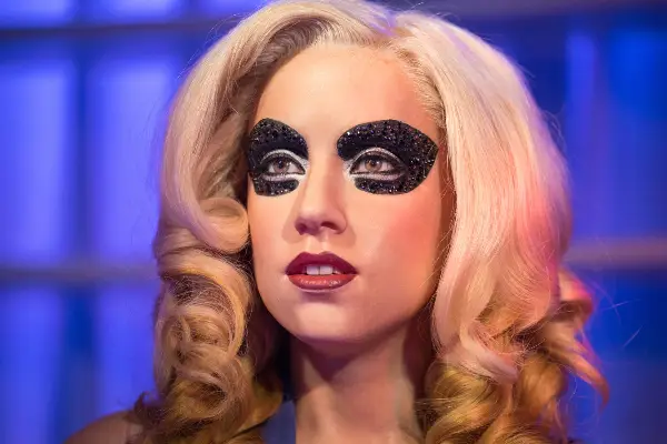 Лејди Гага најави свадба: Мојот свршеник и јас патувавме цела година, наскоро ќе се венчаме