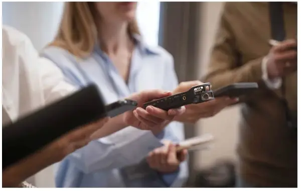 ССНМ и „Еднаква“:  Новинарките сепак известуваат, не можете да ги замолчите