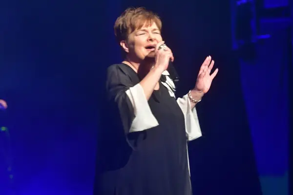 Росана и Виолета Томовска гостинки на концертот „Дамите бираат“