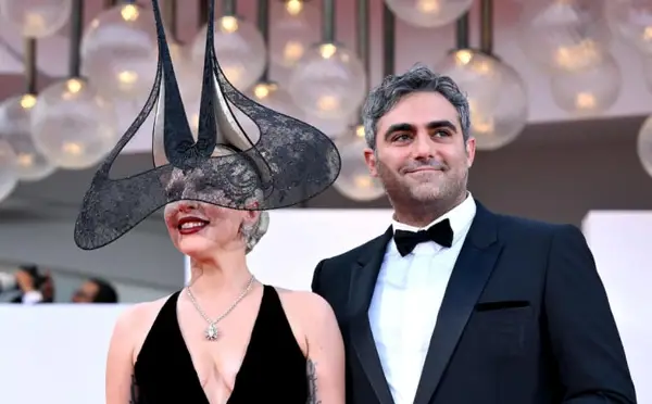 Лејди Гага: Со вереникот цела година патувавме, наскоро ќе се венчаме (ВИДЕО)