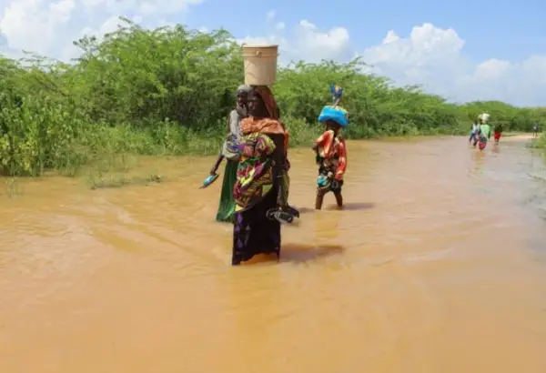 Најмалку 30 луѓе загинаа во поплавите во Етиопија