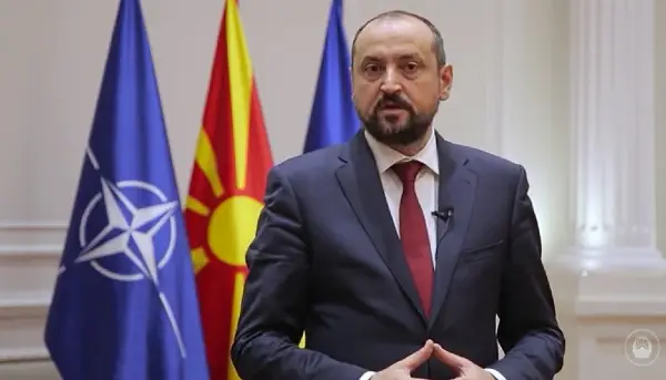 СДСМ како грамофонска плоча, сите ги демантираат, а тие се уште ја вртат приказната на мигранти