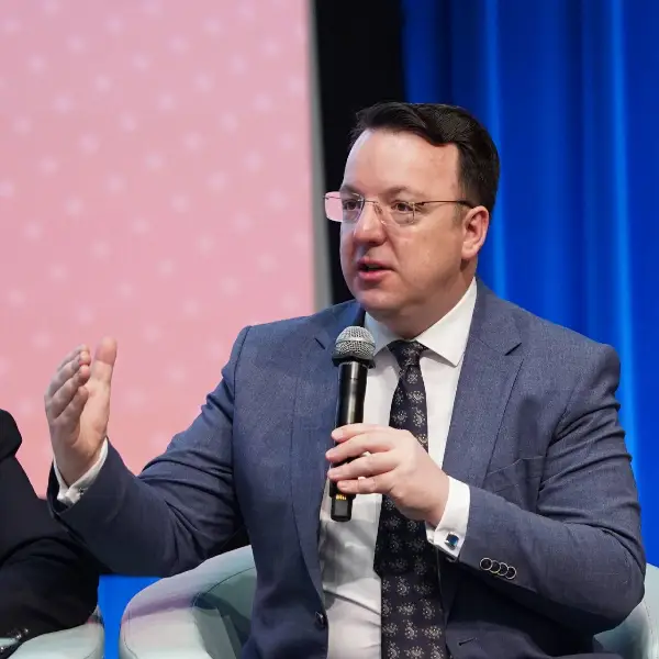 Николоски во Вашингтон: Инвестициите на коридорите во Македонија го комбинираат бизнисот и безбедноста