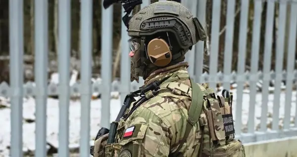 Сикорски: Иран не претставуваше директна закана за Европа или САД