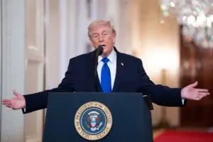 Трамп: Новиот ирански лидер најверојатно е жив, но е повреден