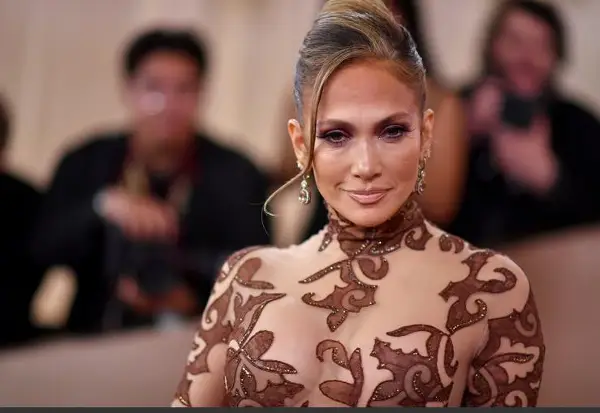 Џенифер Лопез: „За прв пат во мојот живот сум сама и среќна“