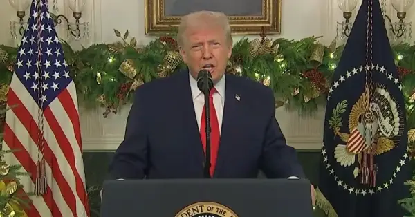 Иран се предава, но нема која да го објави тоа, тврди Трамп