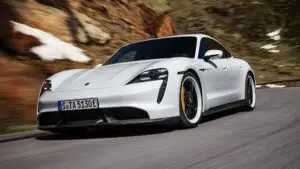 Порше планира да ги спои Панамера и Тајкан во еден модел