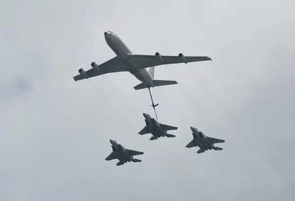 Четворица од екипажот во американскиот воен авион за дополнување гориво се загинати