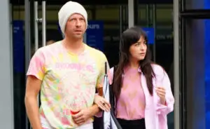 Љубовта веќе не ѝ е приоритет: Еве како Дакота Џонсон го продолжи животот без фронтменот на „Колдплеј“