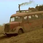 „Вози Мишко“: Стигнале понуди за автобусот од култниот филм, сопственикот засега не прифаќа ниту една