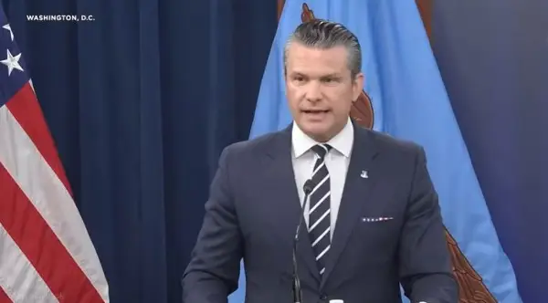 Хегсет: Иранскиот врховен лидер е ранет и веројатно обезличен