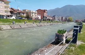 Најдена автоматска пушка во Вардар во Гостивар утрово