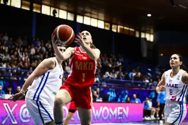 Висок пораз за македонските кошаркарки на гостувањето во Солун