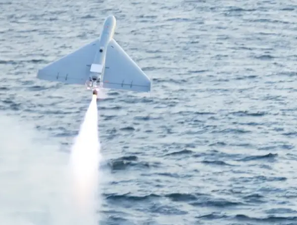 Телеграф: Велика Британија би можела да испрати илјадници дронови на Блискиот Исток