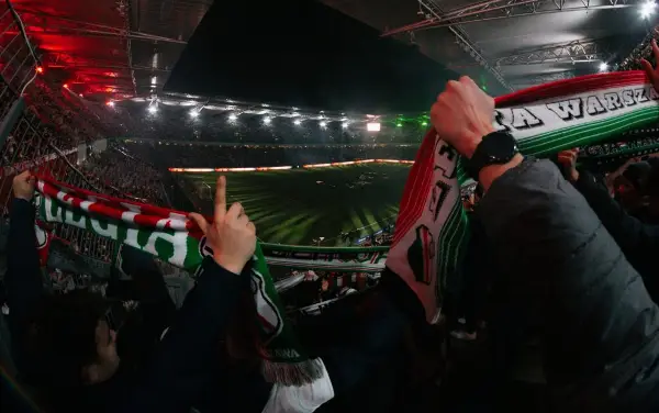 Добредојдовте во полскиот хаос: Лига каде сите 18 екипи можат да бидат шампиони… или да испаднат!