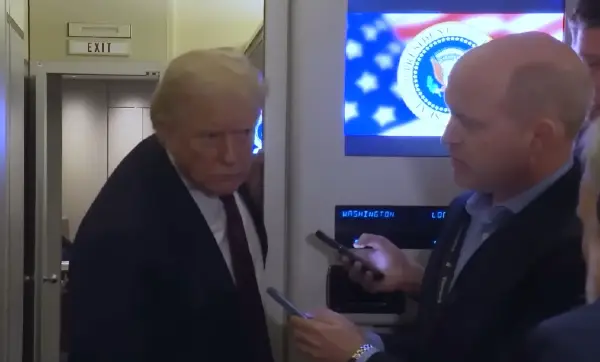 (Видео) Трамп кон новинарка: „Многу сте напорни“