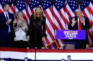 Шефицата на кабинетот на Трамп во Белата куќа има рак на дојка