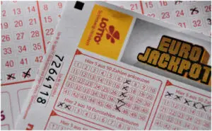 Петок 13-ти им донесе среќа на 77 Белгијци кои имаа заедничка уплата на лото, поделија добивкa од 3 милиони евра