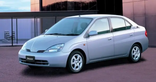 Како Холивуд го убеди целиот свет да купи „грд“ автомобил?