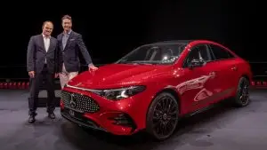 Шефот на Мерцедес-Бенц со највисока плата во Европа, но шампионите се во САД