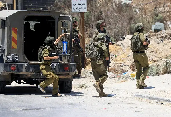 Извештаи: Израел се обиде да го убие иранскиот безбедносен функционер Лариџани