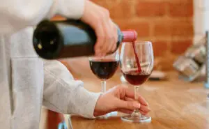 Кардиолог тврди: Овие седум работи никогаш не би ги направил по 19 часот!